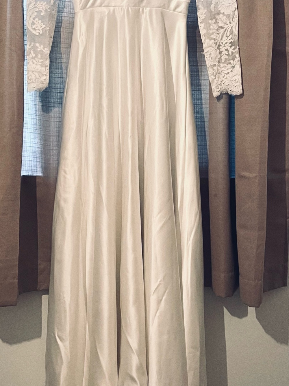 Long Sleeve Lace Bodice Wedding Gown in Ivory